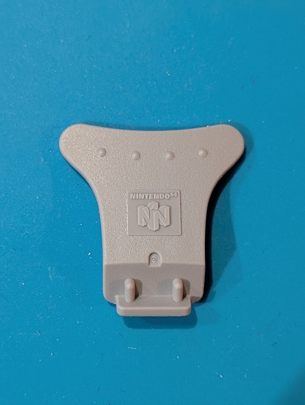 Genuine OEM Nintendo 64 N64 Expansion / Jumper Pak Removal Tool Gray (NUS-012)